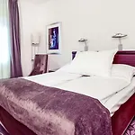 Szálloda Aurora 4*