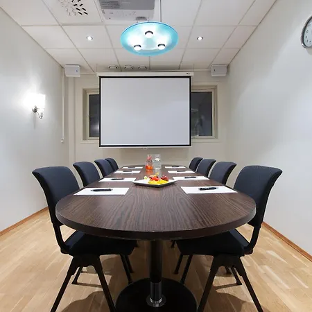Aurora Hotel 4*