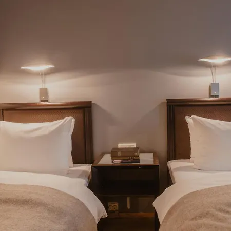 Hotel Aurora 4*