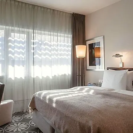 Hotel Aurora 4*