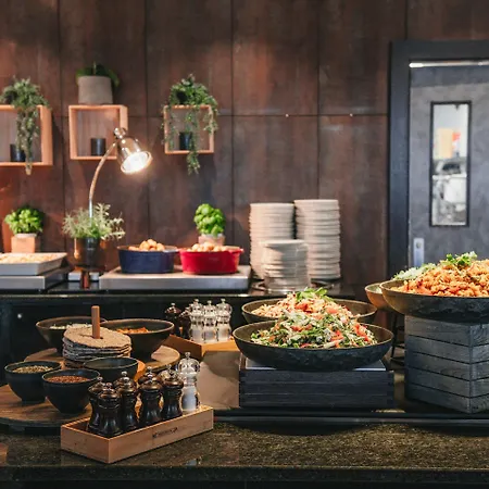 Aurora Hotel 4*