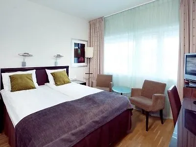 Aurora 4*