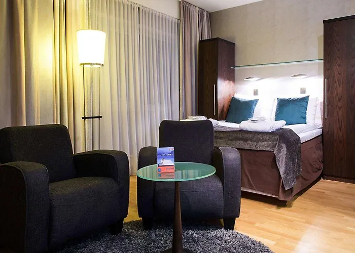 Aurora Hotell 4*