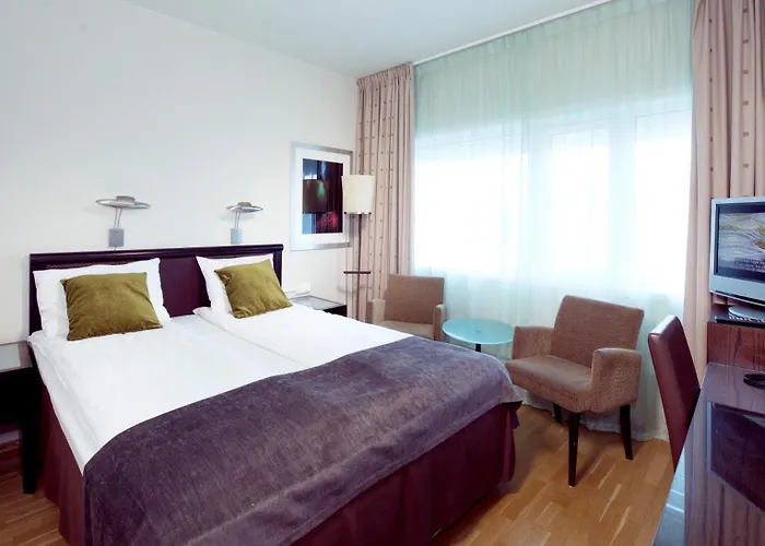 Aurora 4*