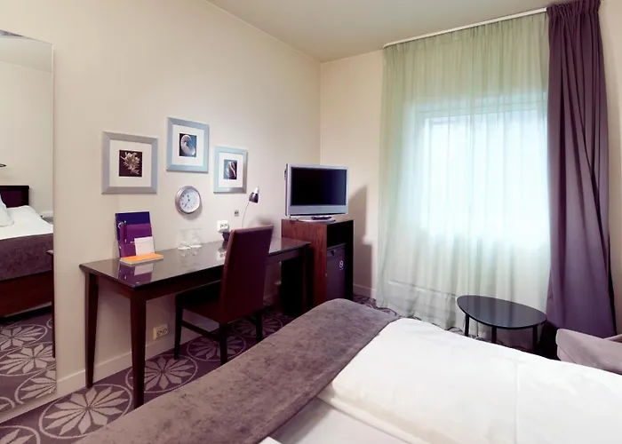 Hotell Aurora 4*
