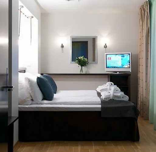 Aurora 4*