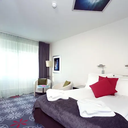 Aurora Hotel